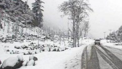 Photo of ملک کے مختلف علاقوں میں بارش ، پہاڑوں پر برف باری